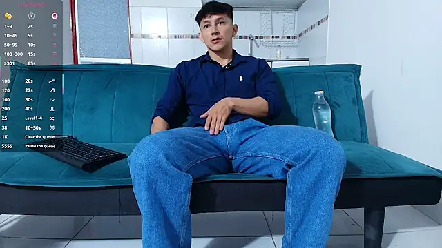 Snapshot of jacques_cardiet chatting on July 9, 11:20 am jacques cardiet online show from July 9, 11:20 am