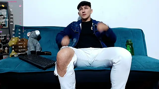 Snapshot of jacques_cardiet chatting on February 10, 1:54 pm jacques cardiet online show from February 10, 1:54 pm