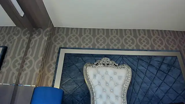 Snapshot of Janna_Rousse_ chatting on February 4, 12:00 pm Janna Rousse online show from February 4, 12:00 pm