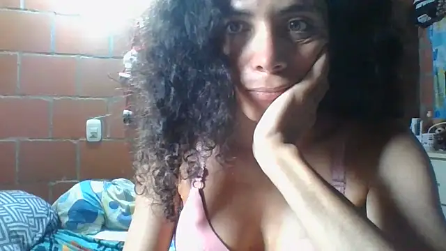 Nadia Monroe online show from June 10, 12:28 pm