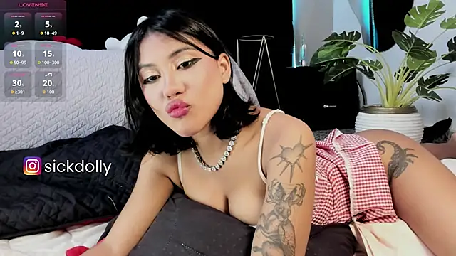 darkydolly  online show from November 7, 4:06 am