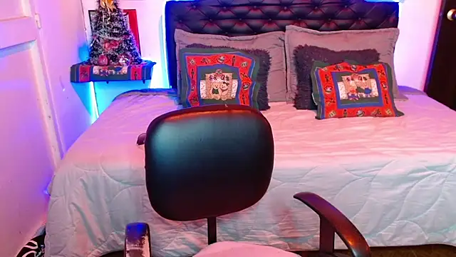 Dominik girl online show from November 13, 10:02 pm