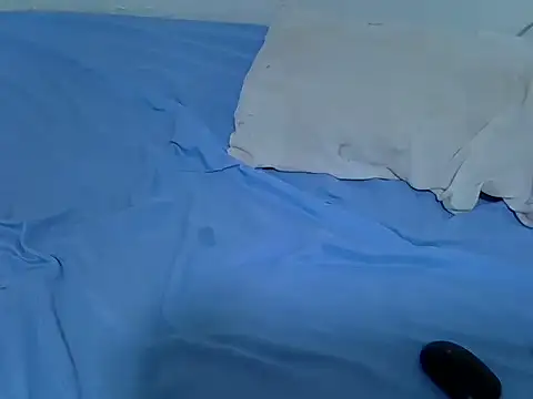 Snapshot of drowllie chatting on January 18, 3:26 pm drowllie online show from January 18, 3:26 pm