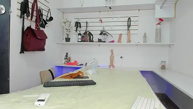 Alejandra Dunn online show from September 25, 1:17 pm