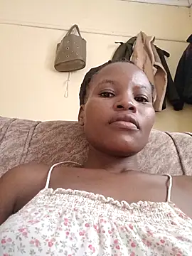 petite babe online show from February 16, 8:02 am