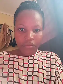 petite babe online show from January 17, 8:40 am