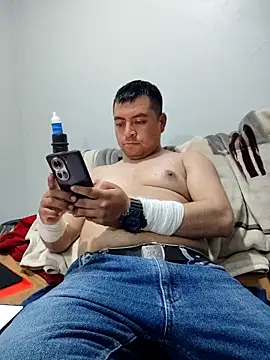 Potro23hotzen online show from April 7, 1:29 am