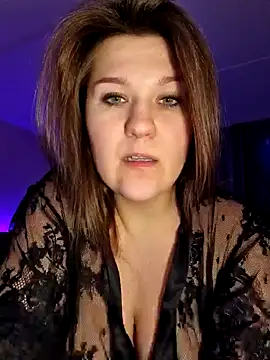 Snapshot of Kismet_Nyx chatting on January 9, 4:17 pm Kismet Nyx online show from January 9, 4:17 pm