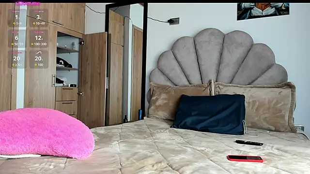 manucute 23  online show from April 11, 3:49 pm