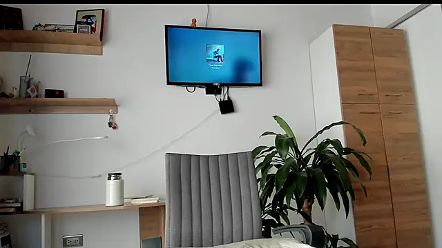 Snapshot of manucute_23_ chatting on June 19, 3:40 pm manucute 23 online show from June 19, 3:40 pm