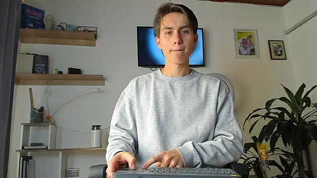 Snapshot of manucute_23_ chatting on January 14, 1:59 pm manucute 23 online show from January 14, 1:59 pm