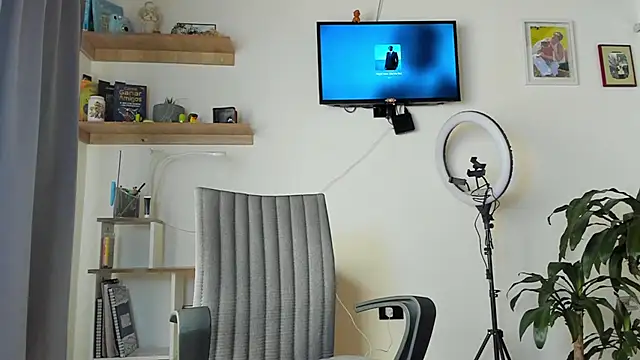 manucute 23  online show from November 27, 3:23 pm