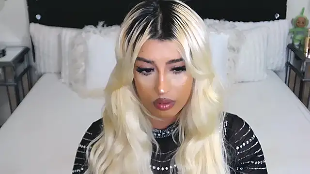 GiseleReine online show from March 28, 1:56 pm