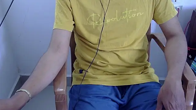 The SHY uncut online show from February 22, 4:37 am