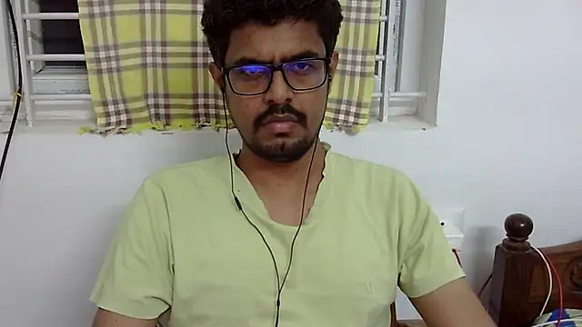 The SHY uncut online show from November 23, 2:16 pm