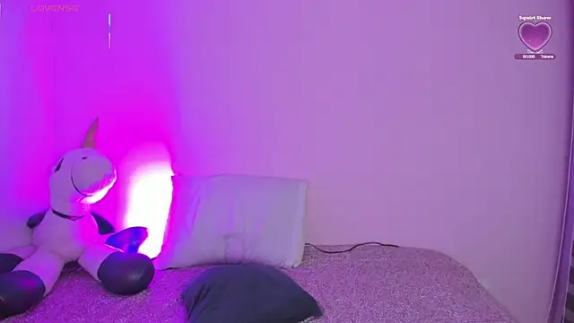 Oriana Guzman online show from October 22, 2:55 am