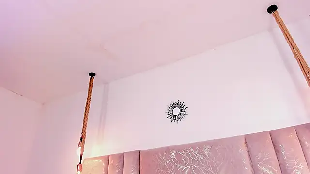 Oriana Guzman online show from June 21, 2:06 am