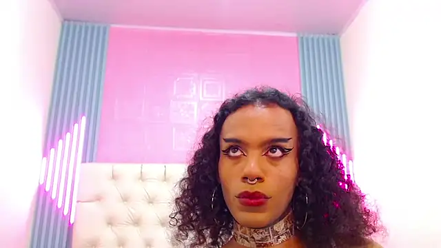 Foxy Ella  online show from February 27, 6:31 pm