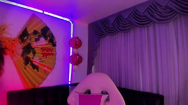 albaismynameX online show from March 20, 12:11 pm