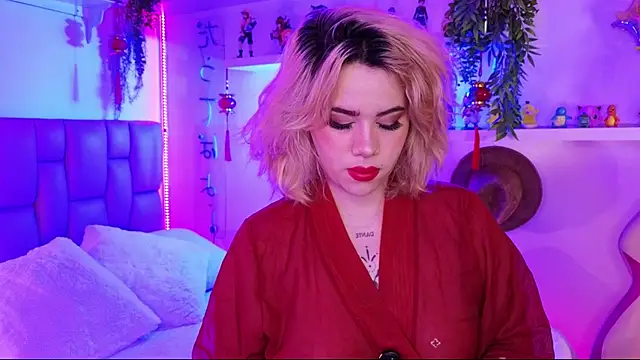 albaismynameX online show from March 27, 12:17 pm