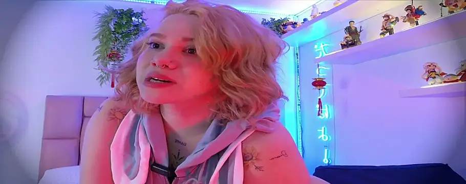 albaismynameX online show from September 26, 12:23 pm