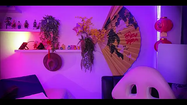 albaismynameX online show from March 9, 12:20 pm