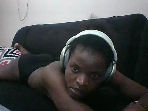 hotgal1112 online show from November 12, 9:18 pm