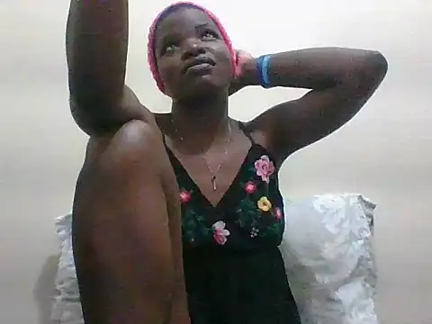 Snapshot of hotgal1112 chatting on September 25, 9:10 pm hotgal1112 online show from September 25, 9:10 pm