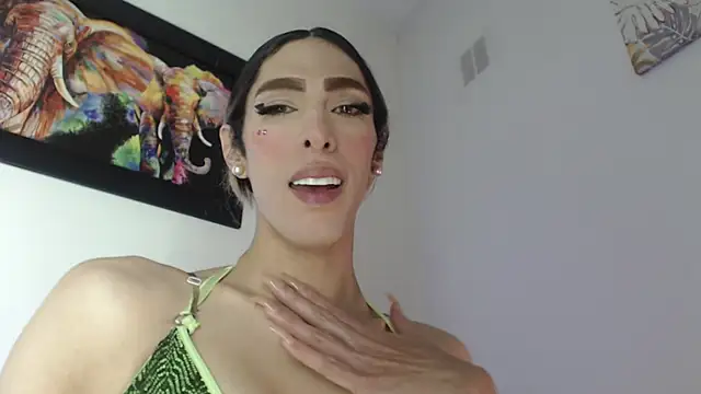 Snapshot of Manchita96_ chatting on December 22, 8:14 am Manchita96 online show from December 22, 8:14 am