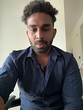 Snapshot of Handsomehunk_4U chatting on September 24, 6:20 am Handsomehunk 4U online show from September 24, 6:20 am