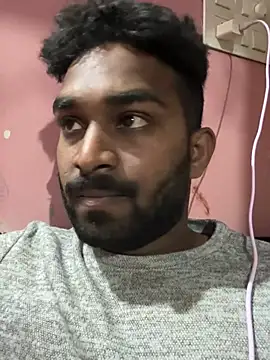 Snapshot of Handsomehunk_4U chatting on January 28, 1:05 pm Handsomehunk 4U online show from January 28, 1:05 pm