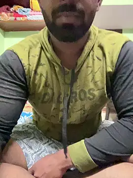 Snapshot of Handsomehunk_4U chatting on March 12, 3:40 pm Handsomehunk 4U online show from March 12, 3:40 pm