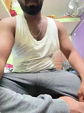 Snapshot of Handsomehunk_4U chatting on March 2, 11:41 am Handsomehunk 4U online show from March 2, 11:41 am