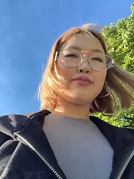 Aiko Yumi online show from June 10, 4:08 pm