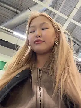 Aiko Yumi online show from April 10, 3:41 pm