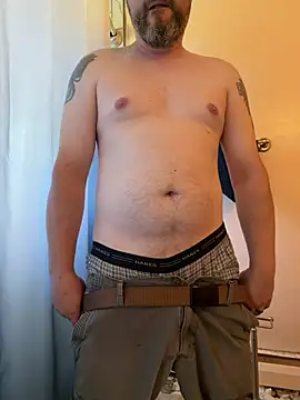 bigbiglarge1 online show from August 2, 8:28 pm