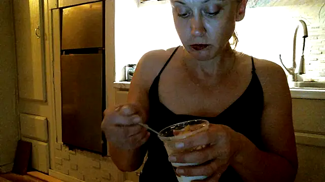 SexyB214 online show from June 27, 7:36 am