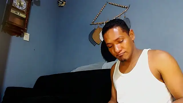 Grandeygruesa1 online show from March 12, 8:08 am