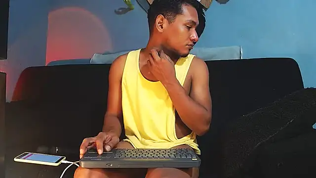 Grandeygruesa1 online show from May 31, 7:14 am