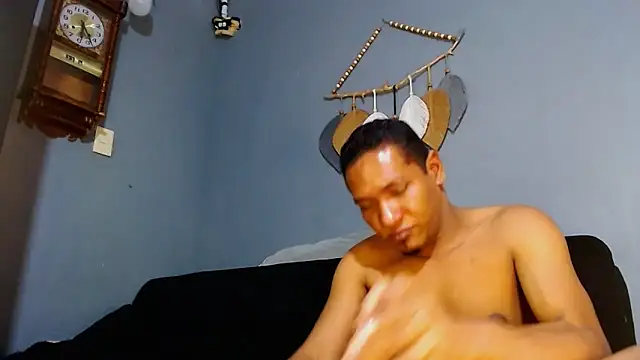 Grandeygruesa1 online show from March 15, 6:25 am