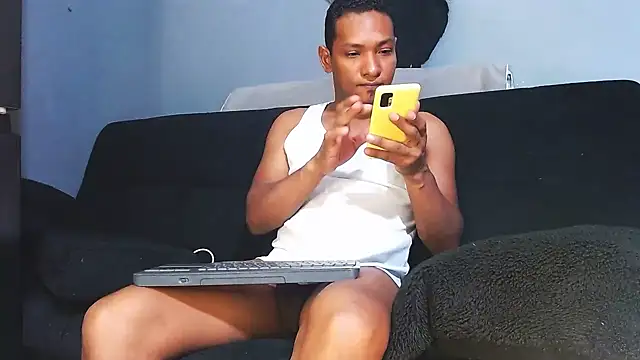 Grandeygruesa1 online show from September 15, 12:22 am