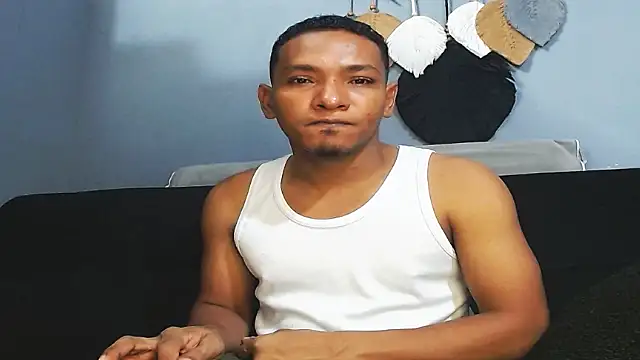 Grandeygruesa1 online show from November 10, 6:07 am