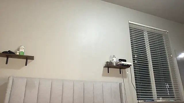 Snapshot of NatalieKneals chatting on December 3, 5:48 am NatalieKneals online show from December 3, 5:48 am
