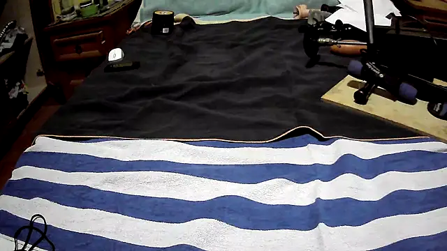 bigtoysssin online show from April 11, 4:31 am