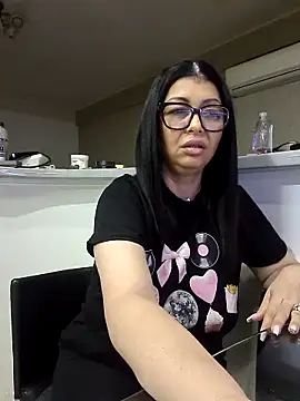 Snapshot of Milf_Abigail chatting on September 13, 1:49 am Milf Abigail online show from September 13, 1:49 am