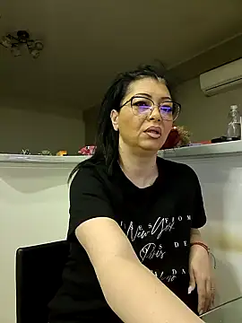 Snapshot of Milf_Abigail chatting on March 2, 11:06 pm Milf Abigail online show from March 2, 11:06 pm