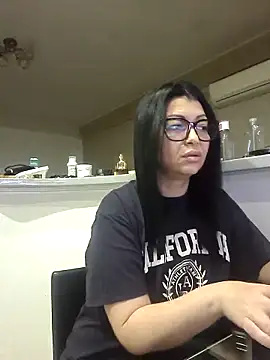 Milf Abigail online show from October 24, 12:31 am