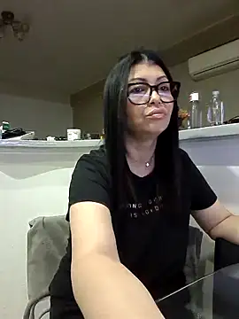 Snapshot of Milf_Abigail chatting on October 11, 11:28 pm Milf Abigail online show from October 11, 11:28 pm