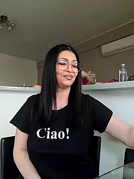Snapshot of Milf_Abigail chatting on March 15, 9:09 am Milf Abigail online show from March 15, 9:09 am