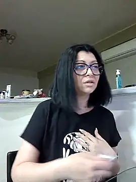 Milf Abigail online show from April 8, 1:29 am